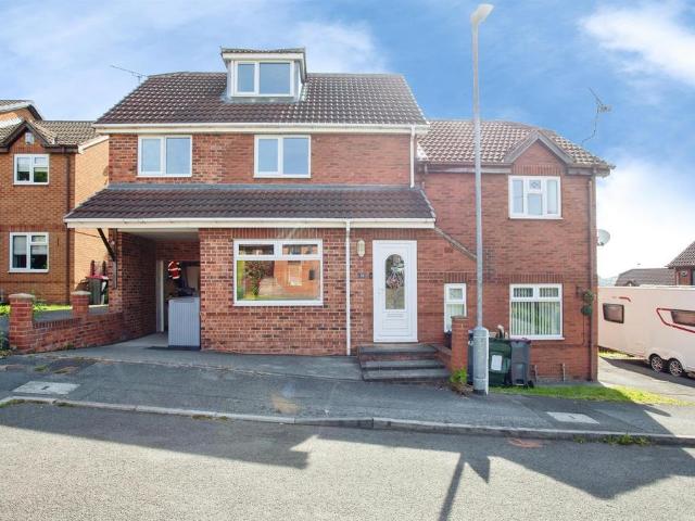 House for sale in Catcliffe, South Yorkshire