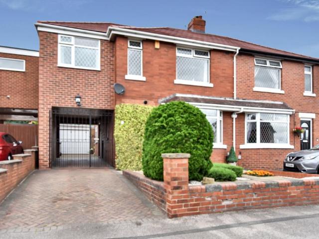 House for sale in West Yorkshire