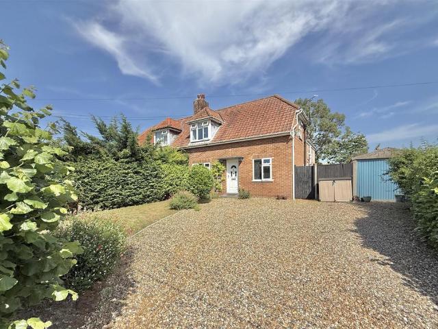 House for sale in East Tuddenham, Norfolk