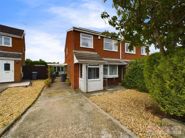 House for sale in Coedpoeth, Wales