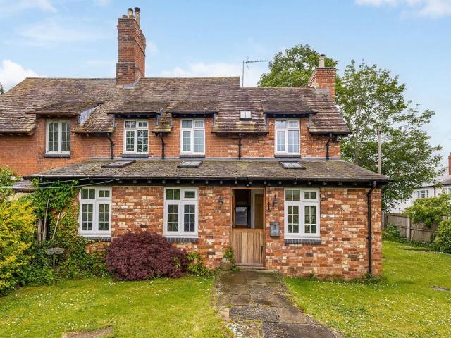 House for sale in Gloucester, Gloucestershire