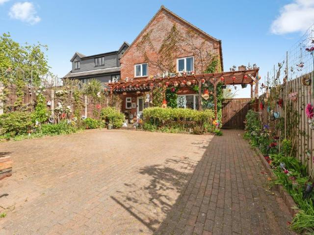 House for sale in Comers, Norfolk