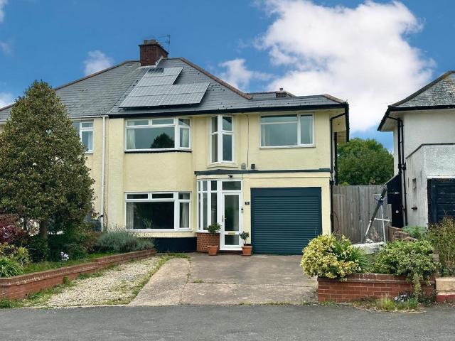 House for sale in Hulham, Budlake
