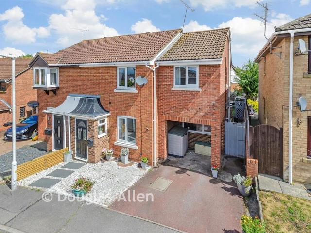 House for sale in Queens Park, Billericay