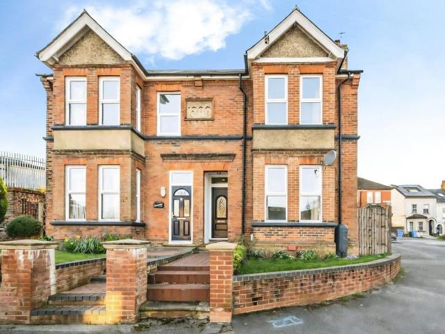 House for sale in Cargate, Aldershot