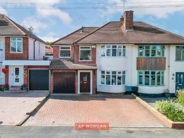 House for sale in Stourbridge, West Midlands