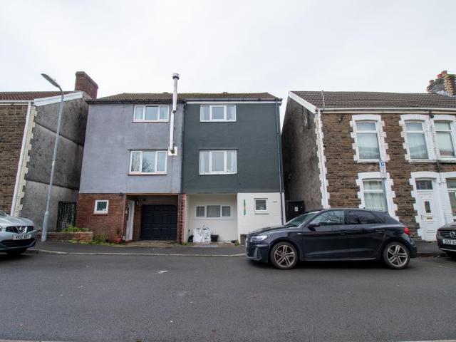 House for sale in Briton Ferry, Wales