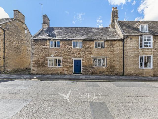 House for sale in Oundle