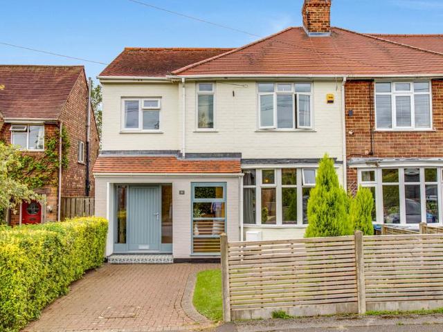House for sale in Barton In Fabis, East Midlands