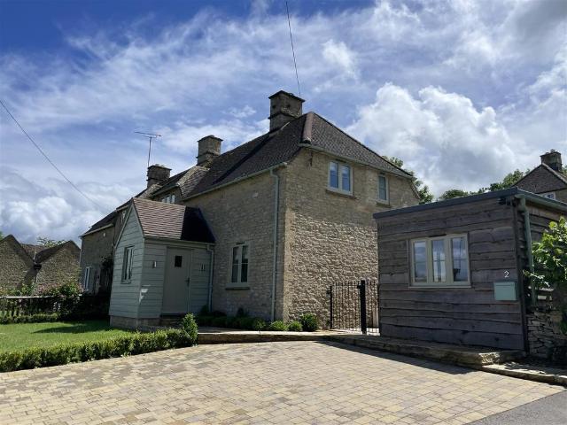 House for sale in Pamington, Gloucestershire