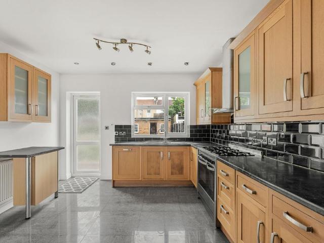 House for sale in Chadwell Heath, Greater London