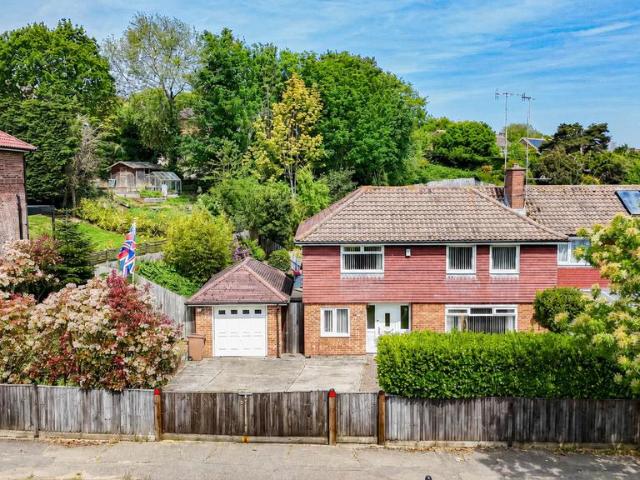 House for sale in Guestling Green, East Sussex