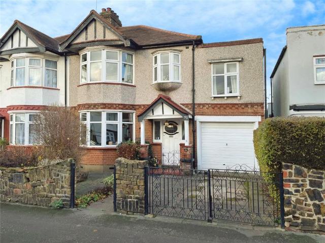 House for sale in Hornchurch, Greater London