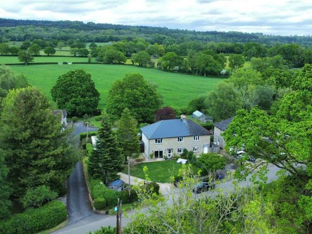 House for sale in Charlton Musgrove