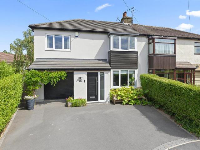 House for sale in Menston, West Yorkshire