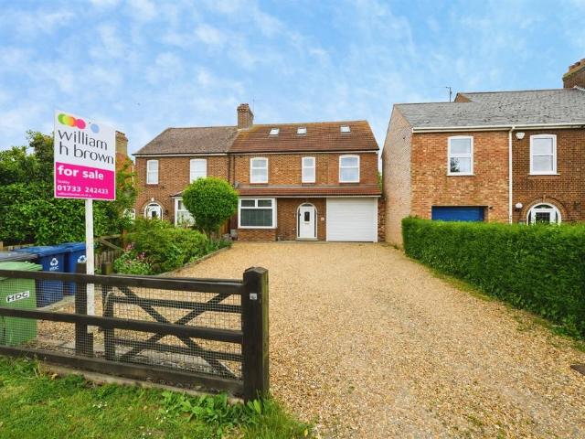 House for sale in Huntingdon, Cambridgeshire