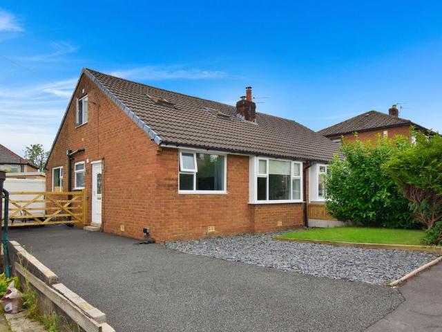 House for sale in Andertons Mill, Lancashire