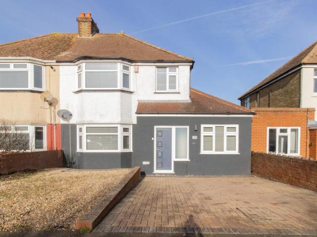 House for sale in Acol, Kent