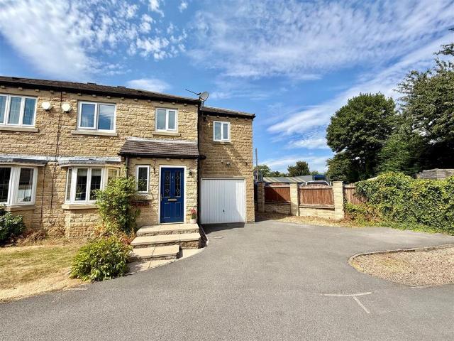 House for sale in Lower Hopton, Mirfield