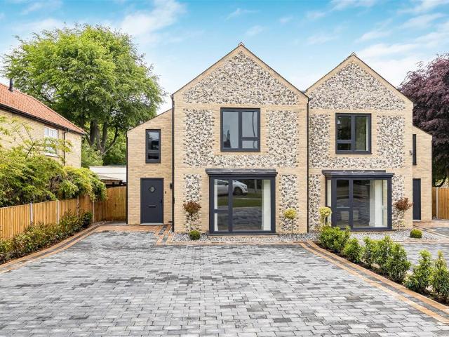House for sale in Arrington, Cambridgeshire