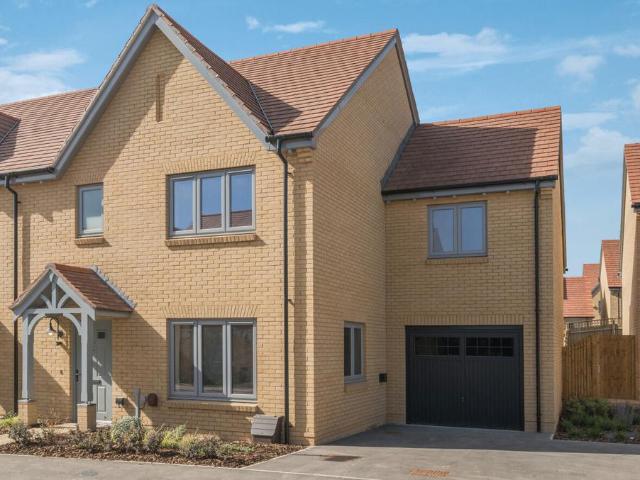 House for sale in Homewood Park, Eastleigh