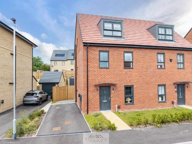 House for sale in Kiveton Park, South Yorkshire