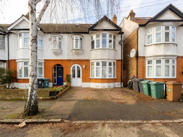 House for sale in London Borough of Waltham Forest, Greater London