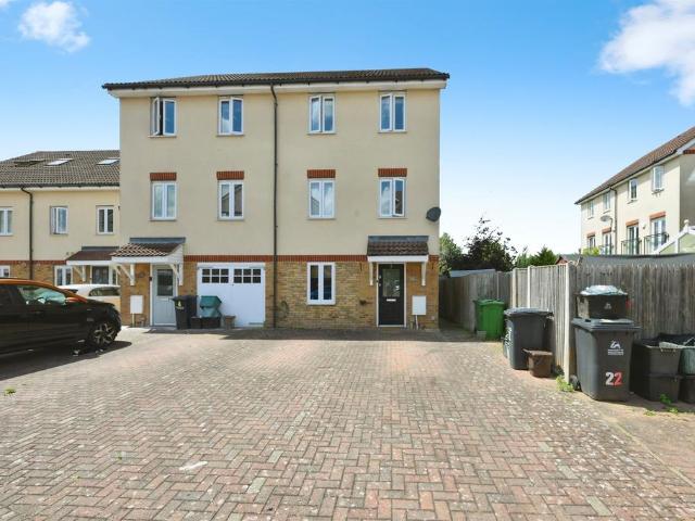 House for sale in Broxbourne, Hertfordshire