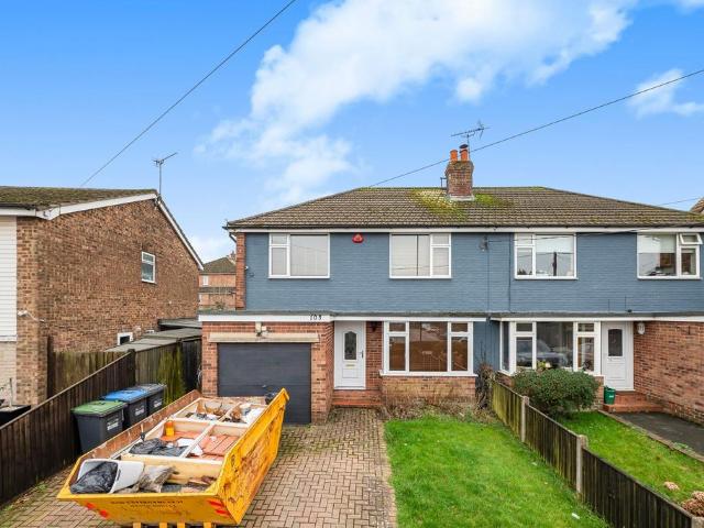 House for sale in World's End, Perryfields