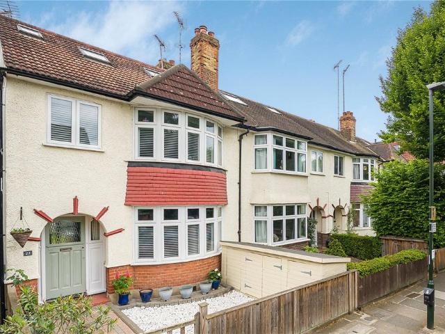 House for sale in St Margarets, Greater London