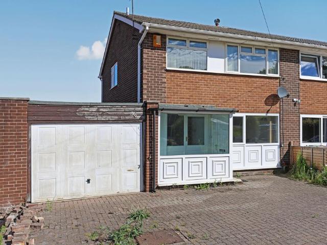 House for sale in Wrenthorpe, West Yorkshire