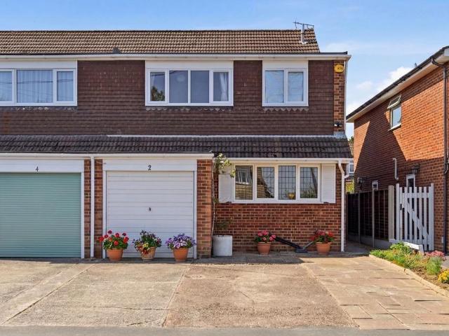 House for sale in Little Burstead, Billericay