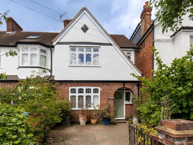 House for sale in Hampton Wick, Greater London