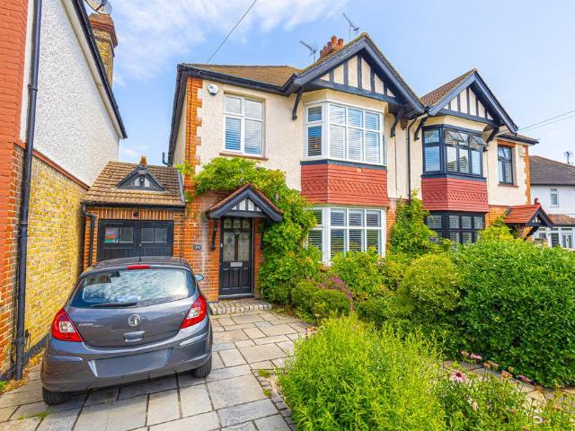 House for sale in Alton Barnes, Essex