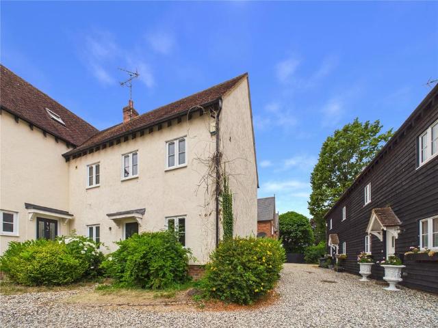 House for sale in Chipping Hill, Essex