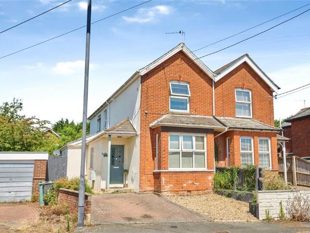 House for sale in Wootton Bridge, Isle Of Wight