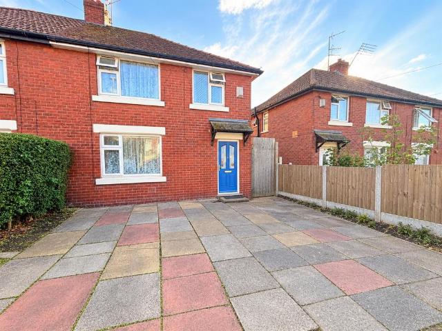 House for sale in Stalybridge, Tameside