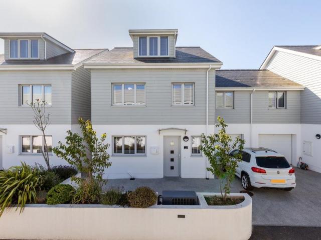 House for sale in Chalfont St. Peter, Denham