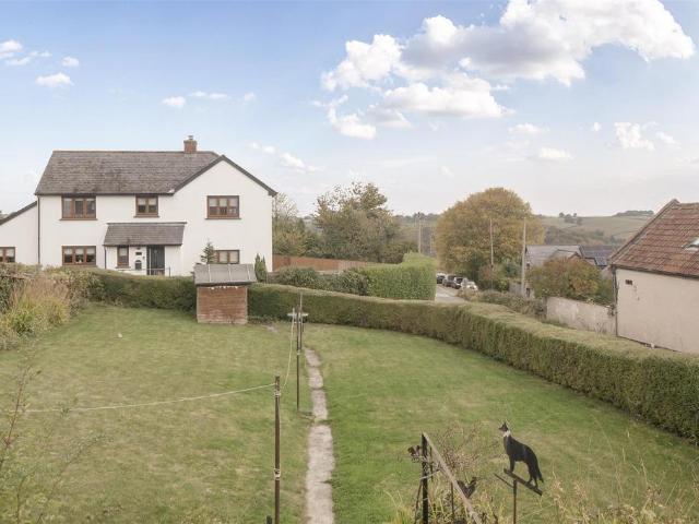 House for sale in Weir Quay, Devon