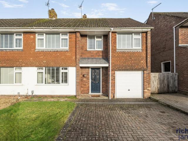 House for sale in Vastern, Wiltshire