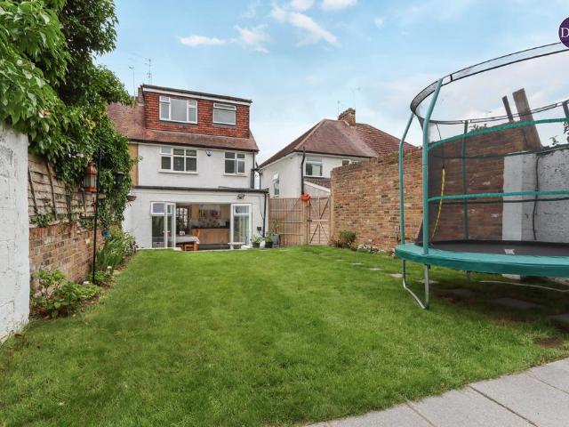 House for sale in Batchworth, Hertfordshire