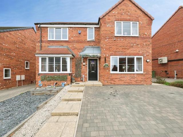 House for sale in Shuttlewood, Bolsover