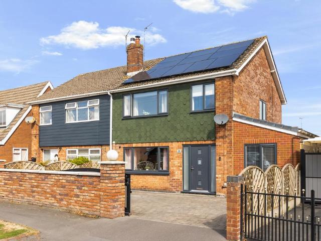 House for sale in Messingham, North Lincolnshire