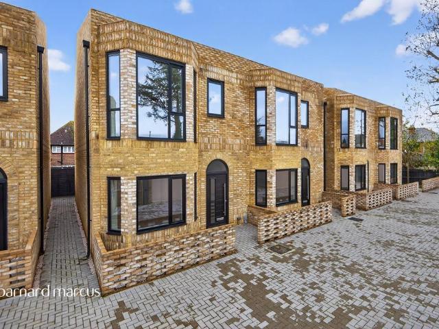 House for sale in London Borough of Hounslow, Feltham