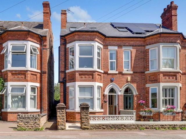 House for sale in Lady Bay, Barton In Fabis
