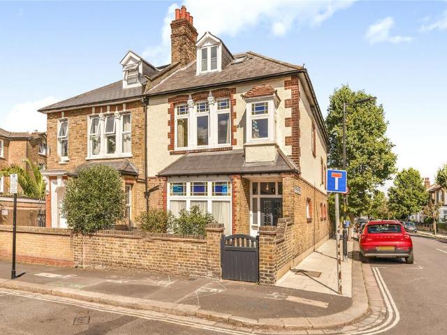 House for sale in London Borough of Southwark, Greater London