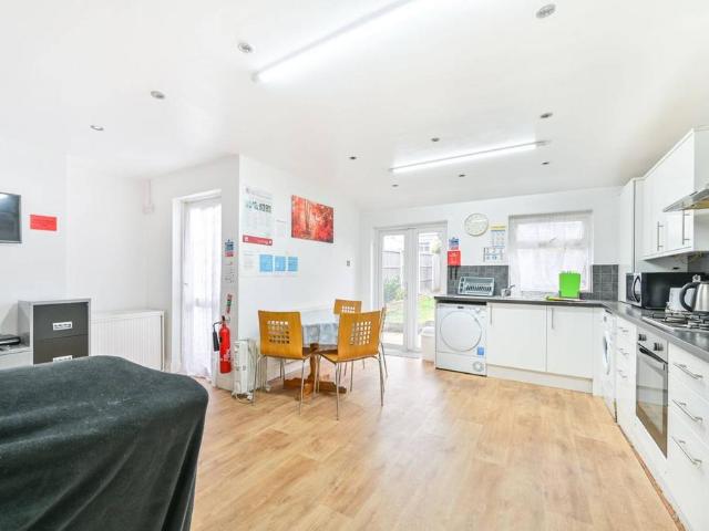 House for sale in Alperton, Greater London