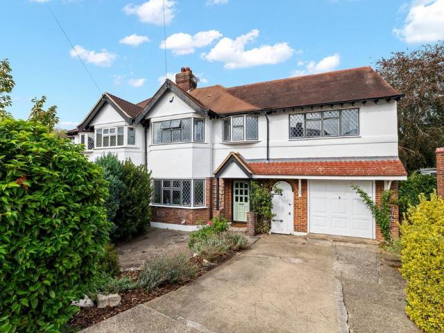 House for sale in London Borough of Croydon, Greater London