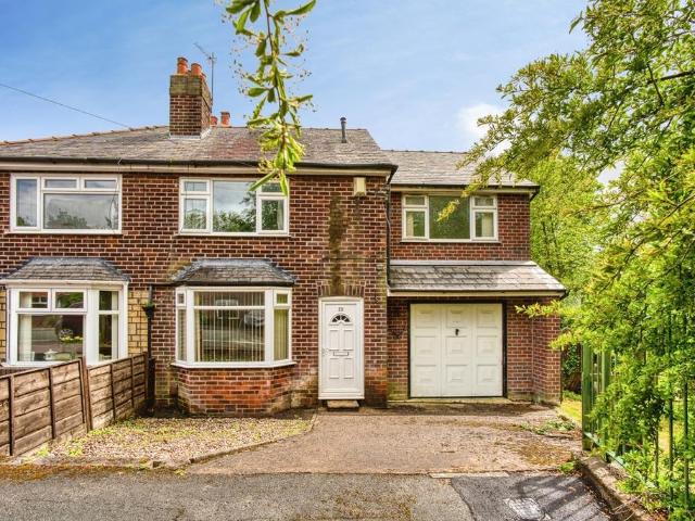 House for sale in Cheadle Hulme, Greater Manchester
