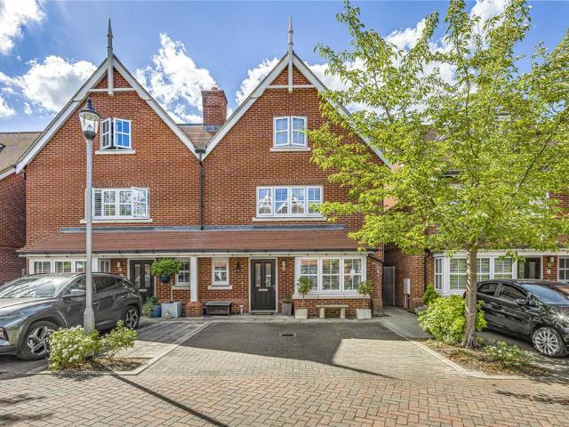 House for sale in Blackhills, Surrey